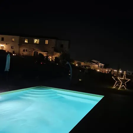 Alojamento de Acomodação e Pequeno-almoço Casale Delle Stelle Castello delle Forme