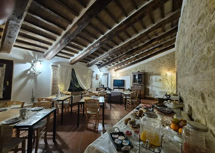 Alojamento de Acomodação e Pequeno-almoço Casale Delle Stelle Castello delle Forme